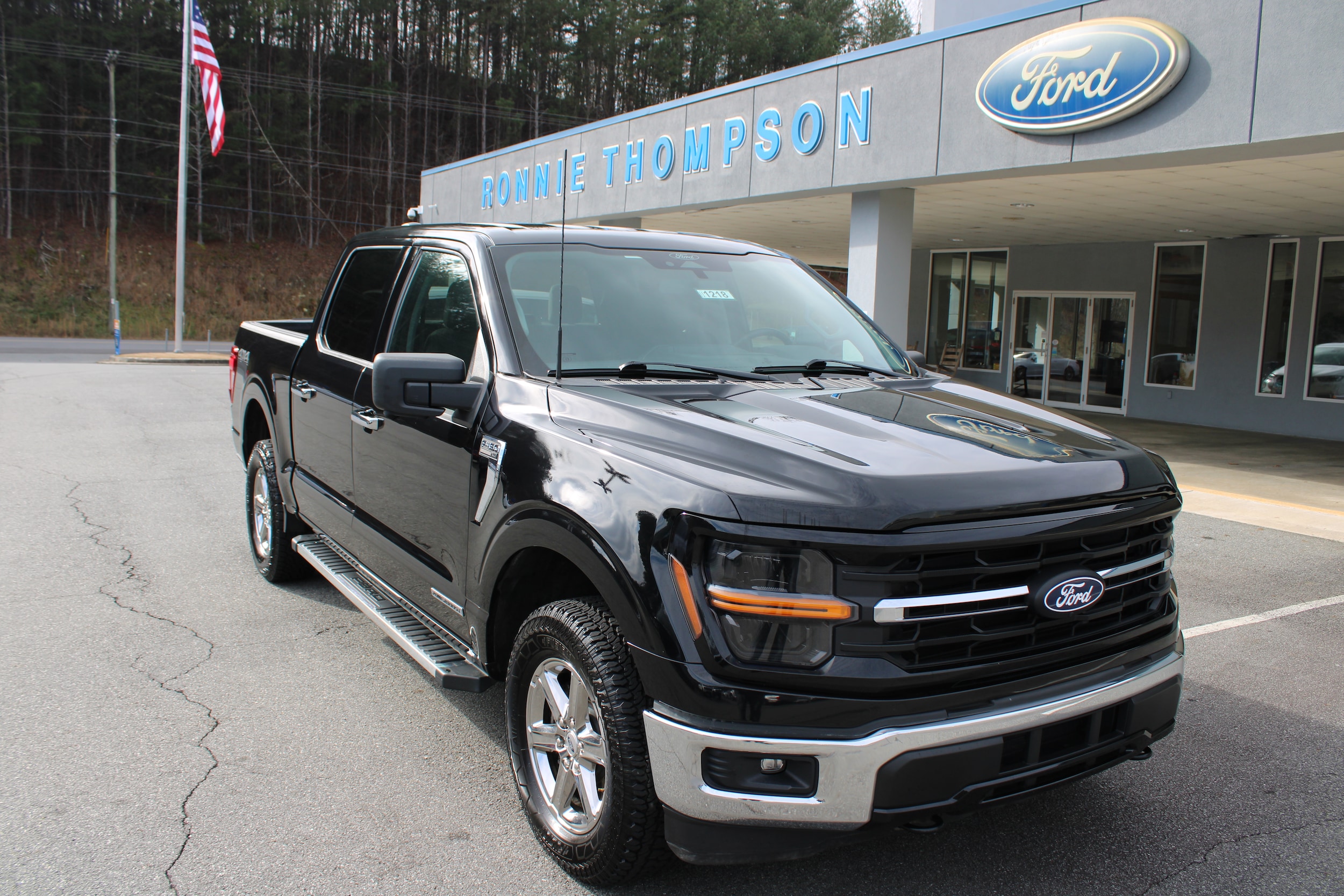 2024 Ford F-150 XLT's photo