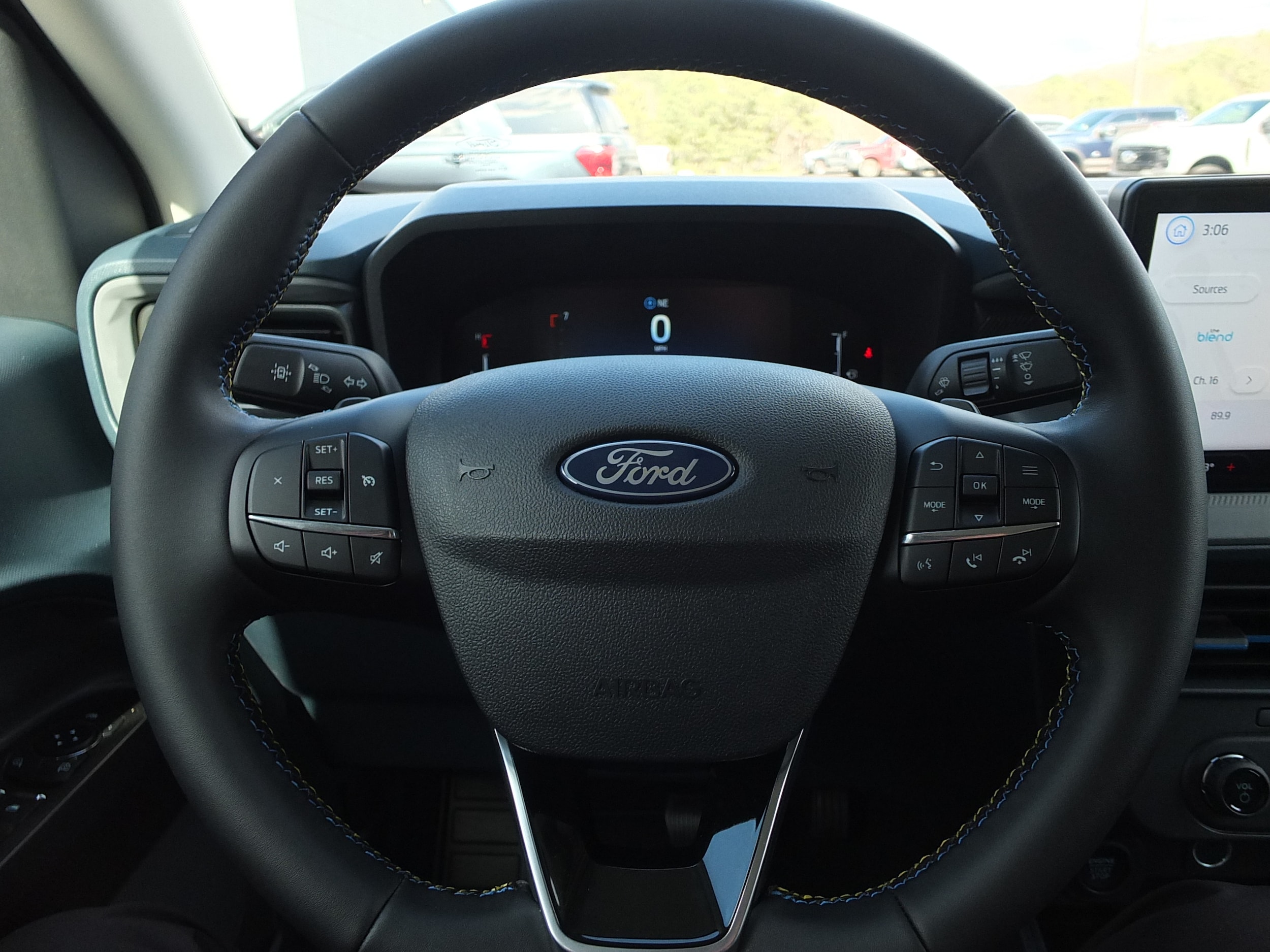 2026 Ford Maverick Lobo Standard - Photo 16