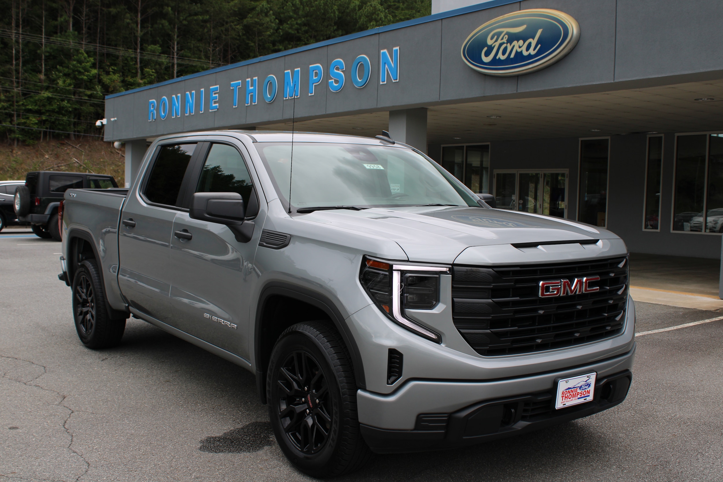 2024 GMC Sierra 1500 Pro