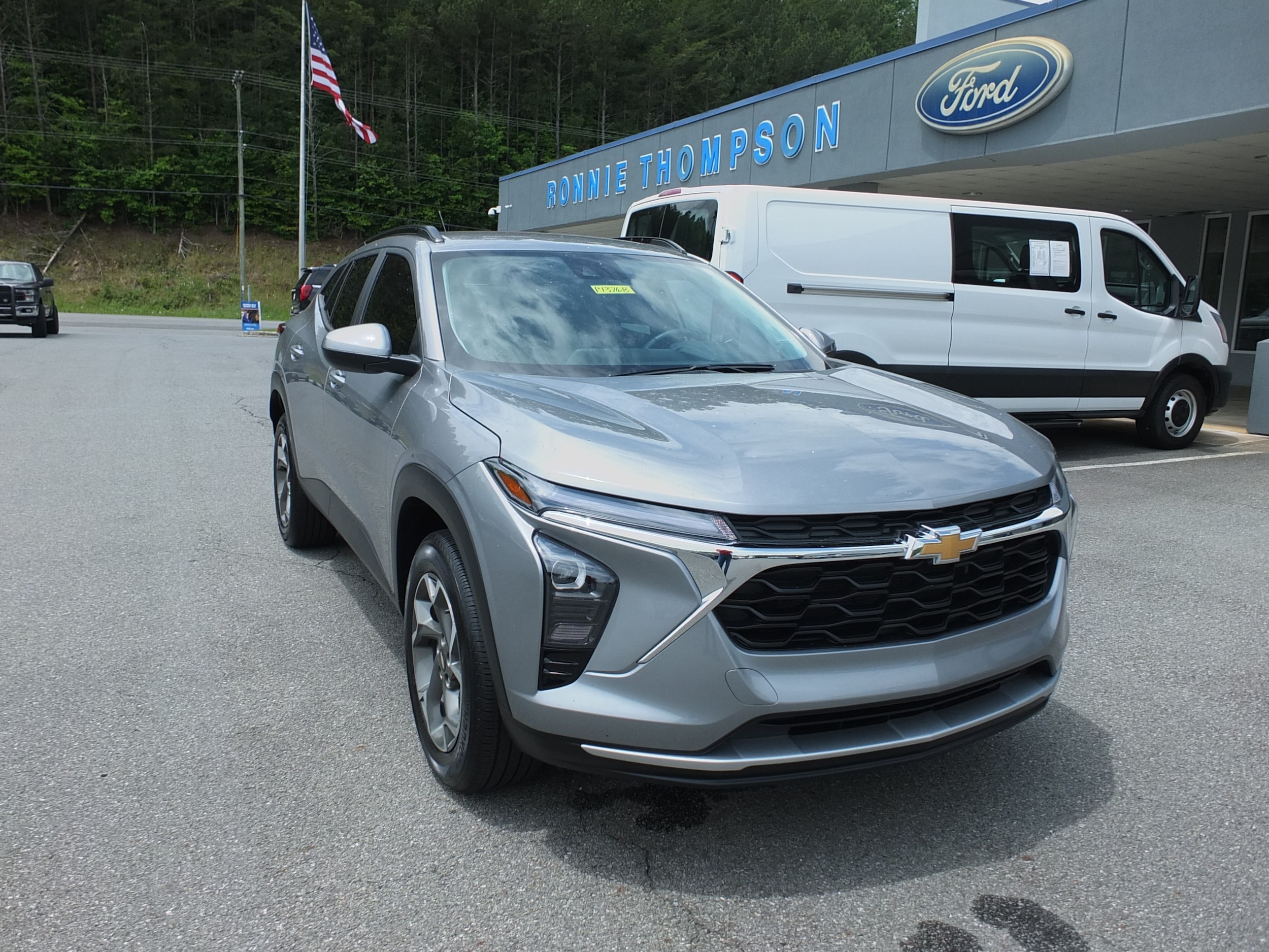 2024 Chevrolet Trax LT's photo