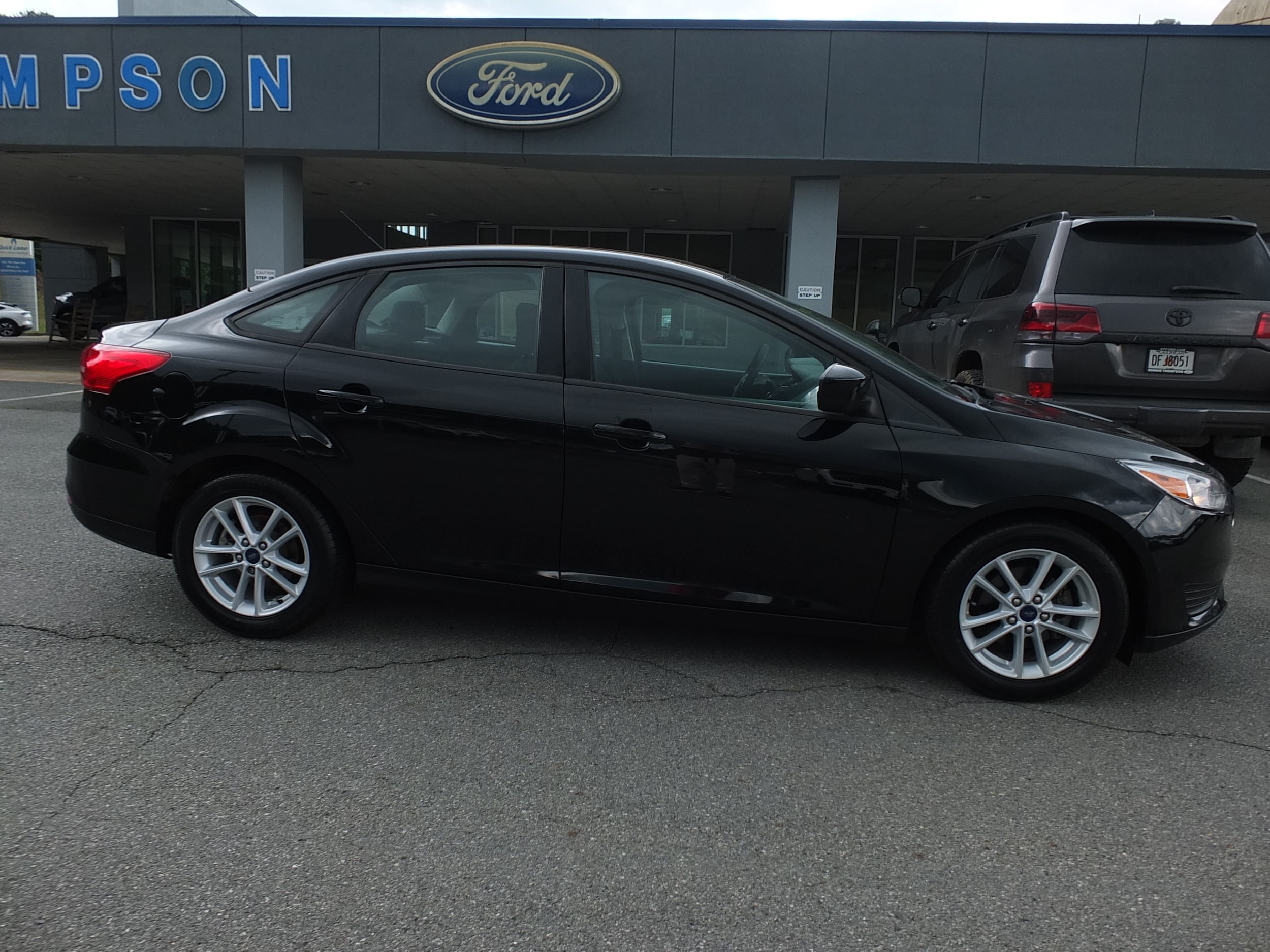 Used 2018 Ford Focus SE with VIN 1FADP3FE1JL242805 for sale in Ellijay, GA