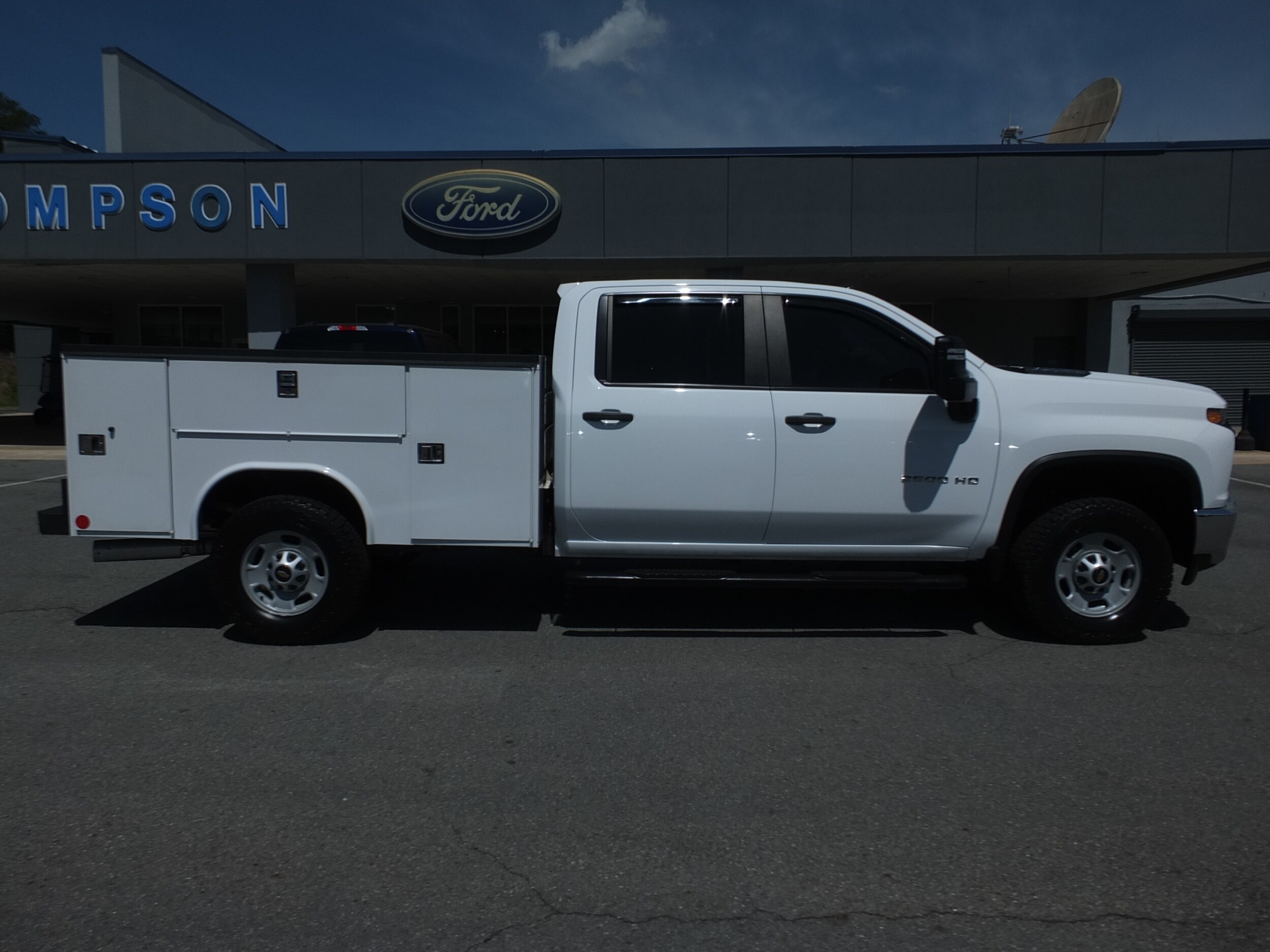 1GB1YLEY8PF162032