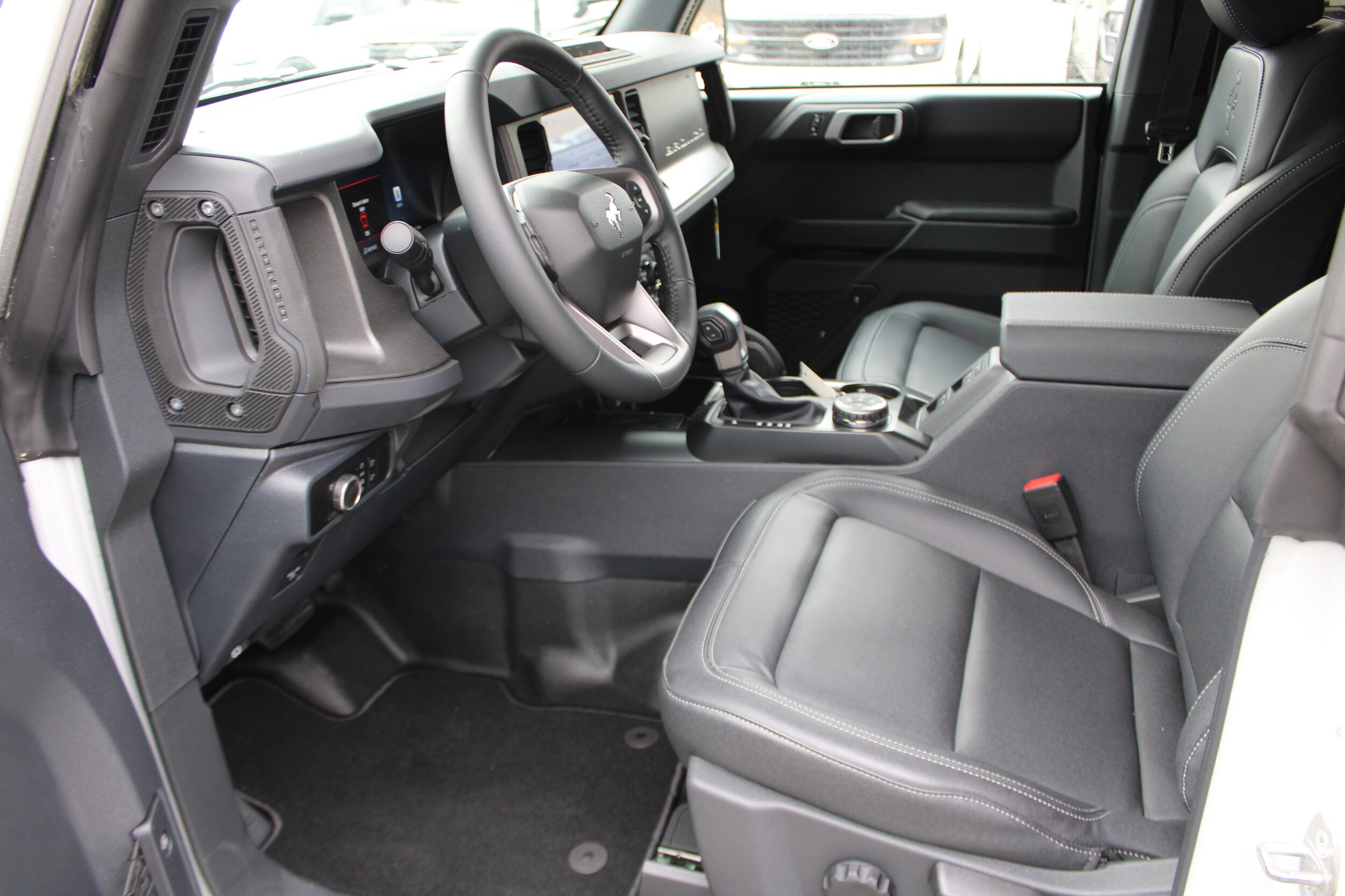 2026 Ford Bronco 4-Door Badlands - Photo 10