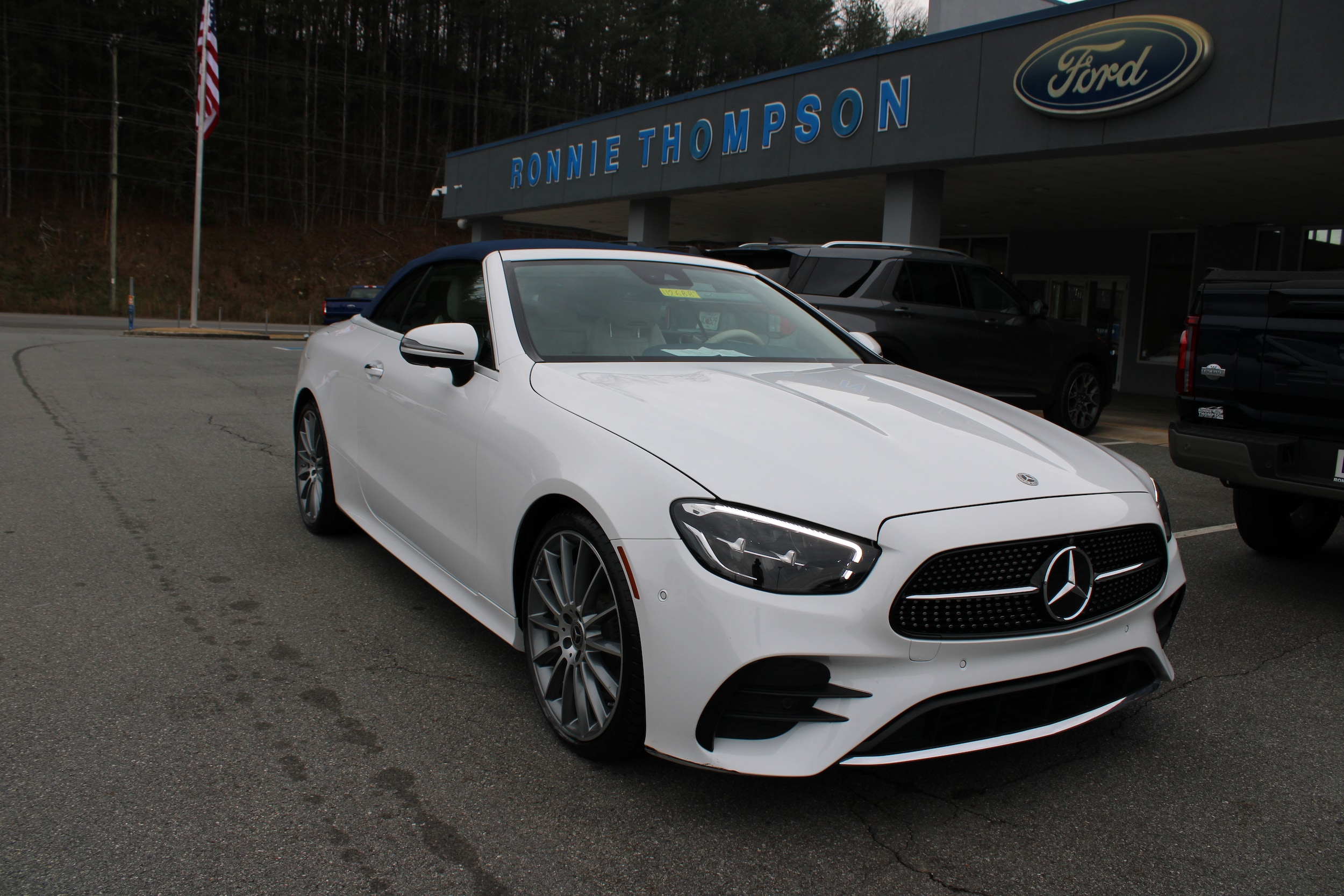 2023 Mercedes-Benz E-Class E450's photo