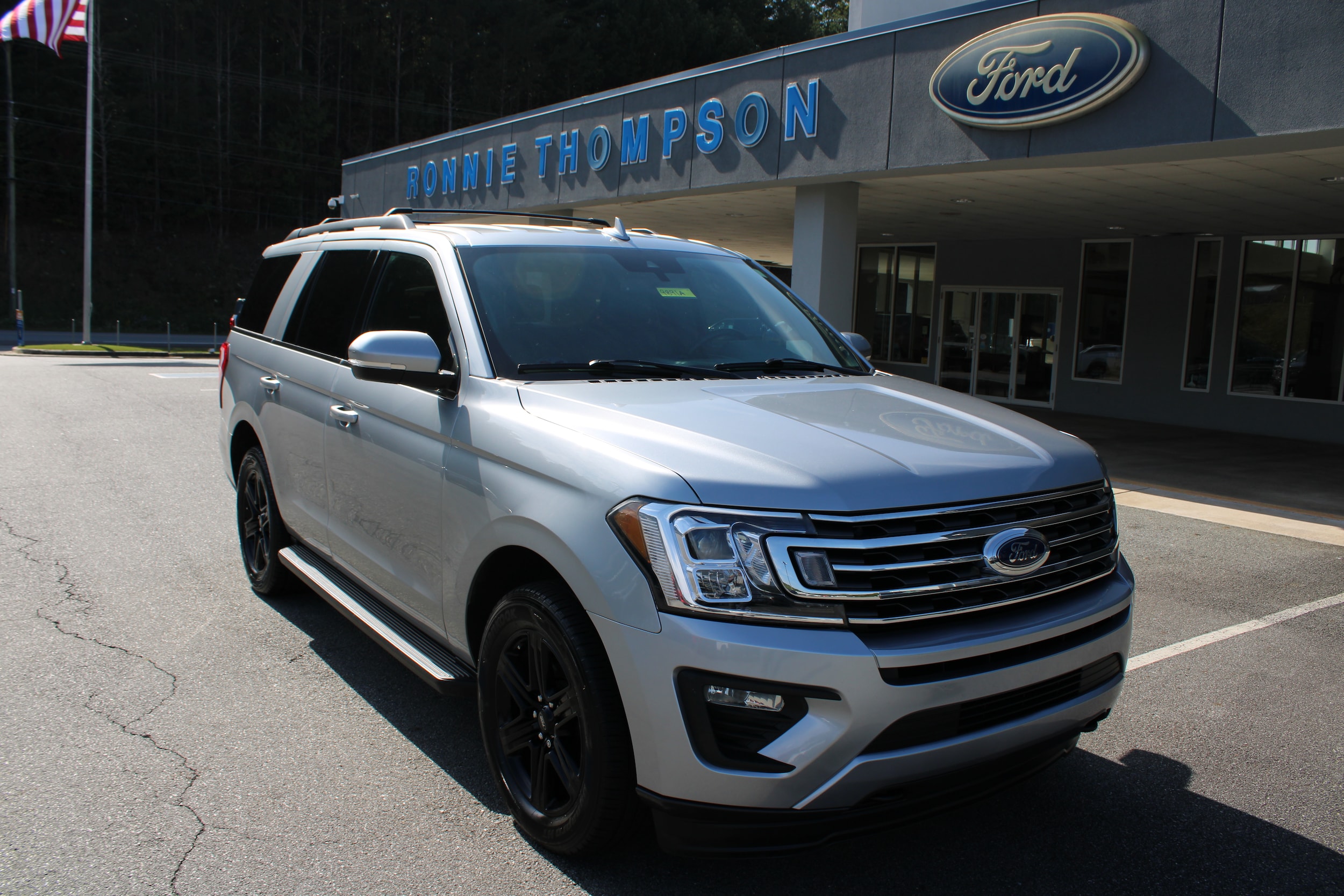 2020 Ford Expedition XLT's photo