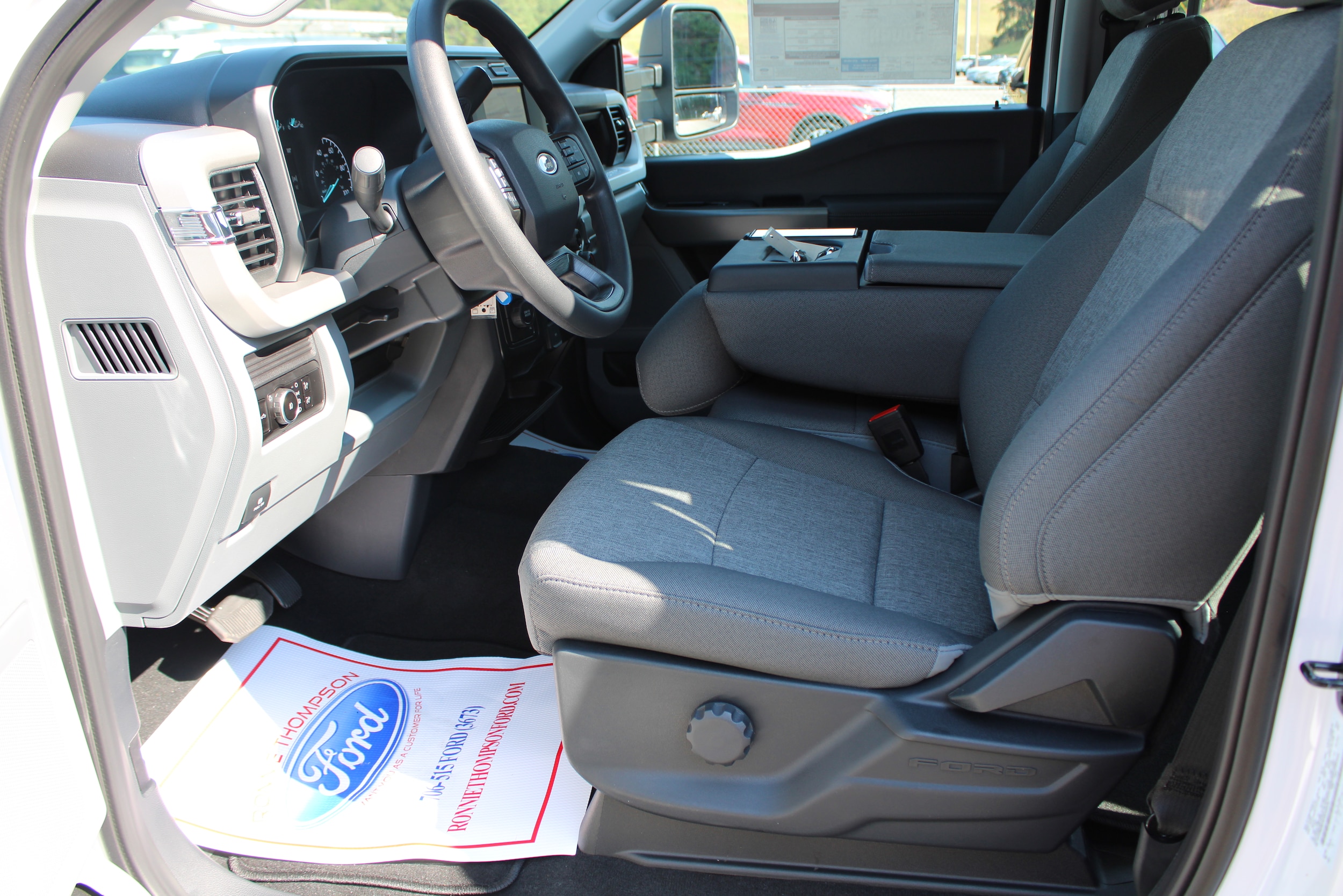 2026 Ford F-250 Super Duty XL - Photo 10