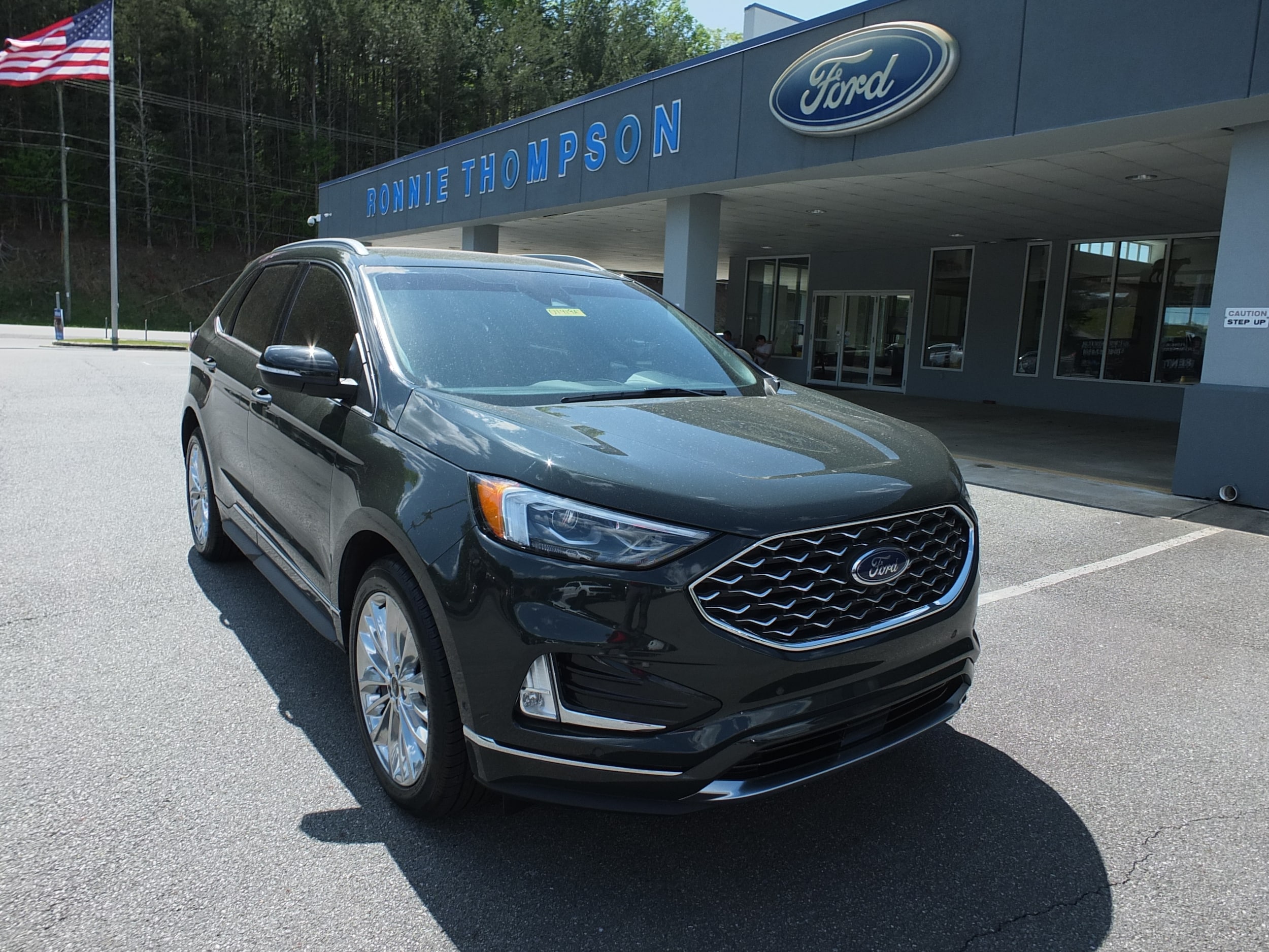 2024 Ford Edge Titanium AWD's photo