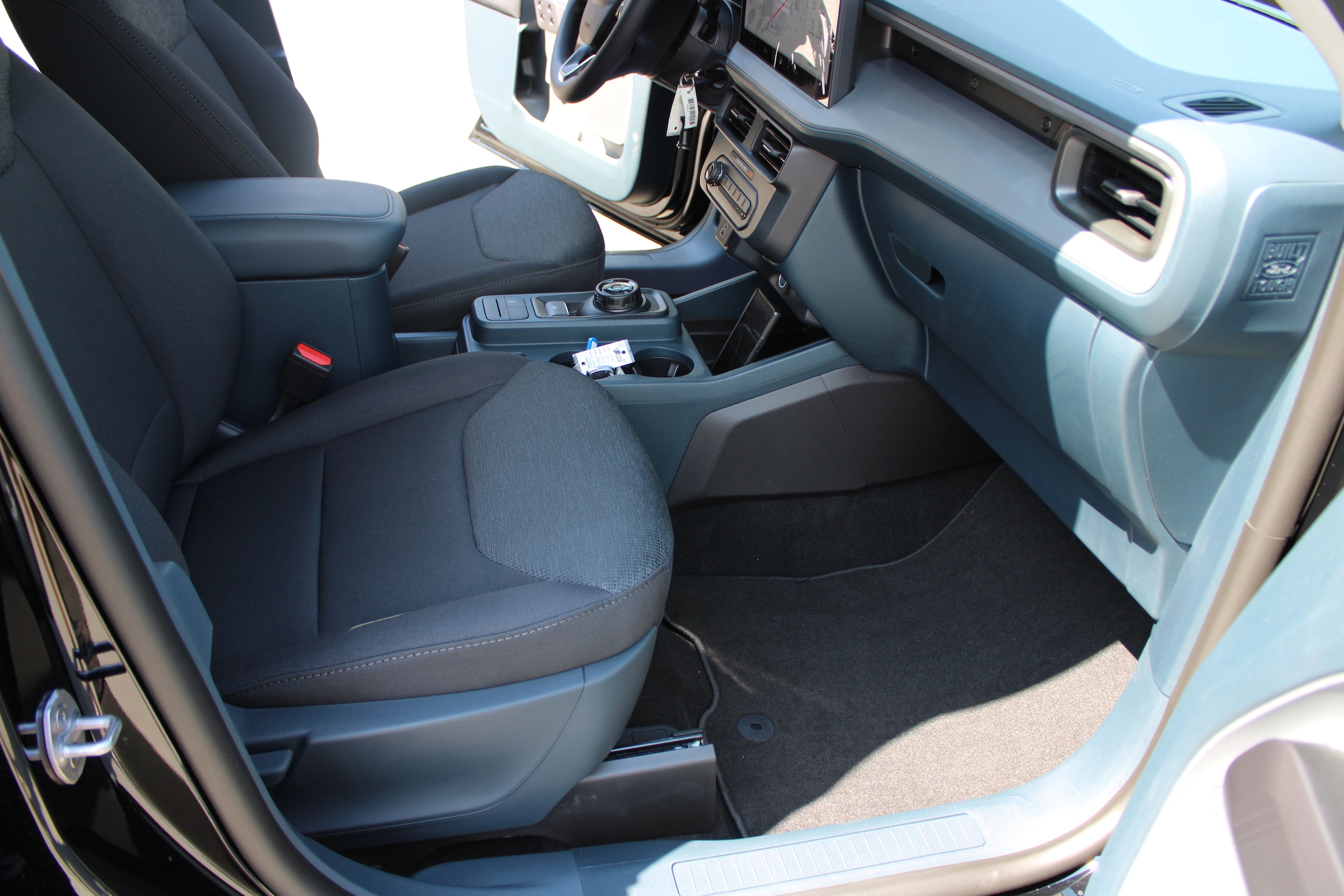 2025 Ford Maverick XL - Photo 13