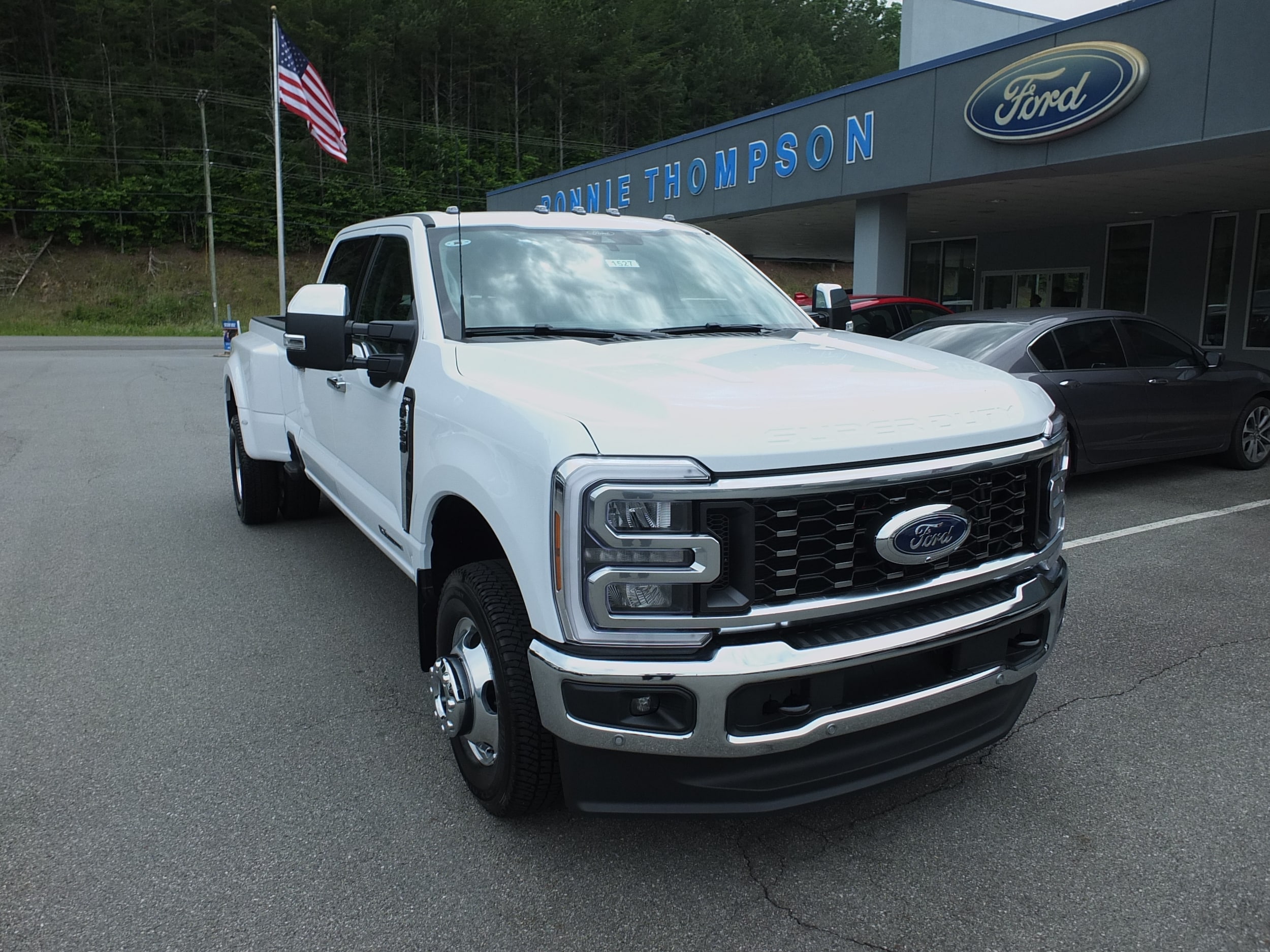 2026 Ford F-350 Lariat 4x4 Crew Cab 8' Box DRW's photo