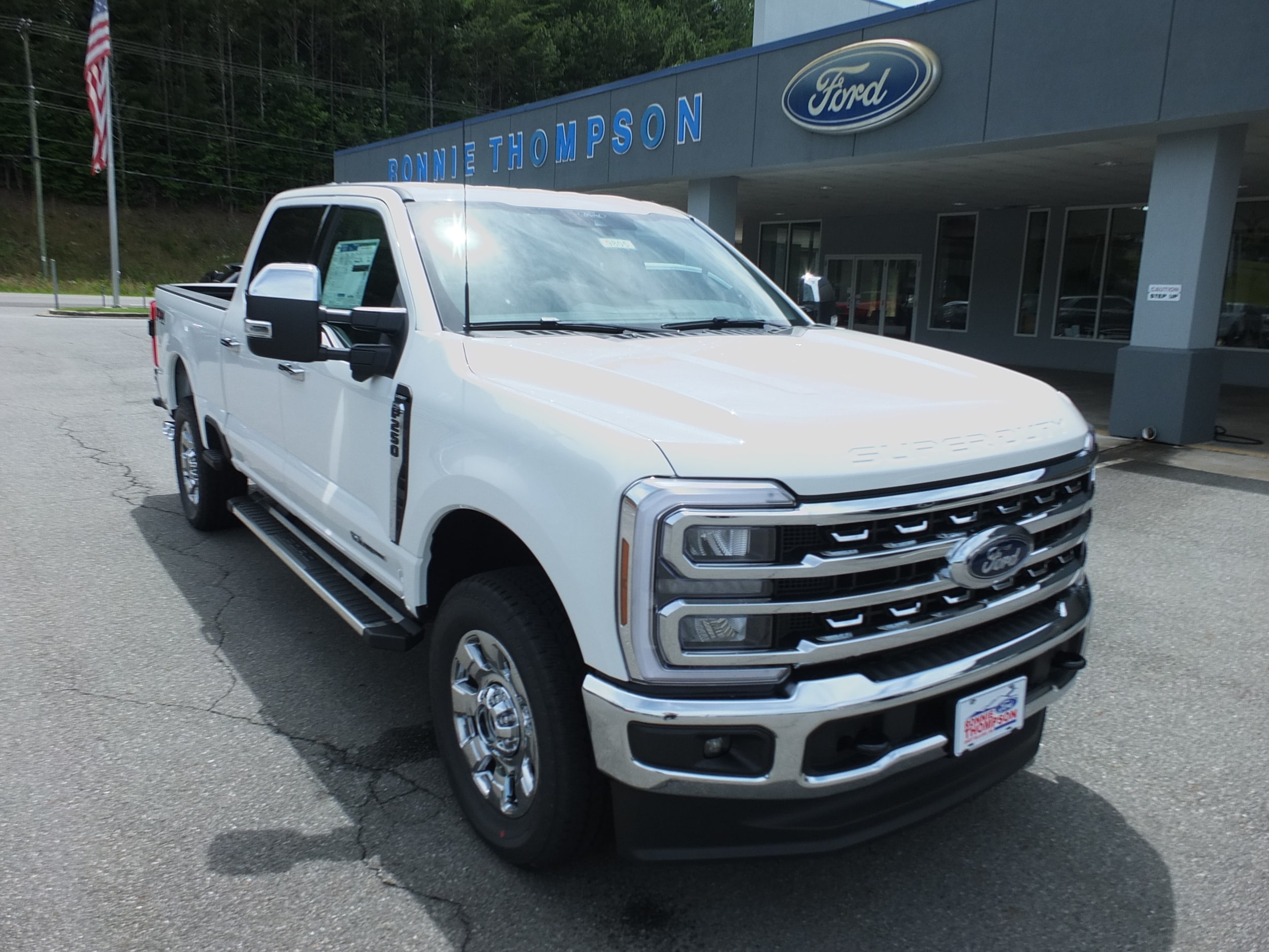 2025 Ford F-250 Super Duty Lariat's photo