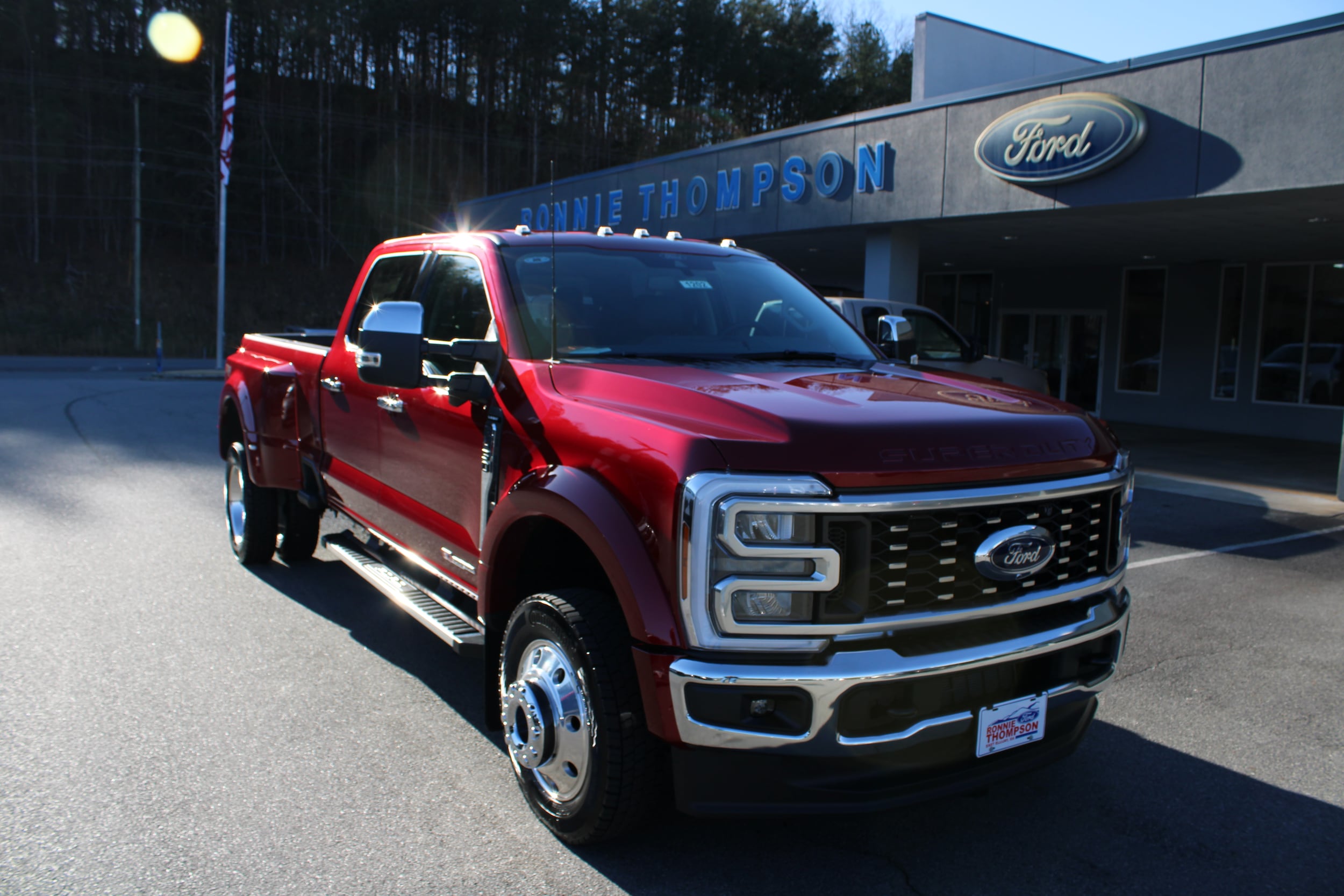 2026 Ford F-450 Super Duty Lariat's photo