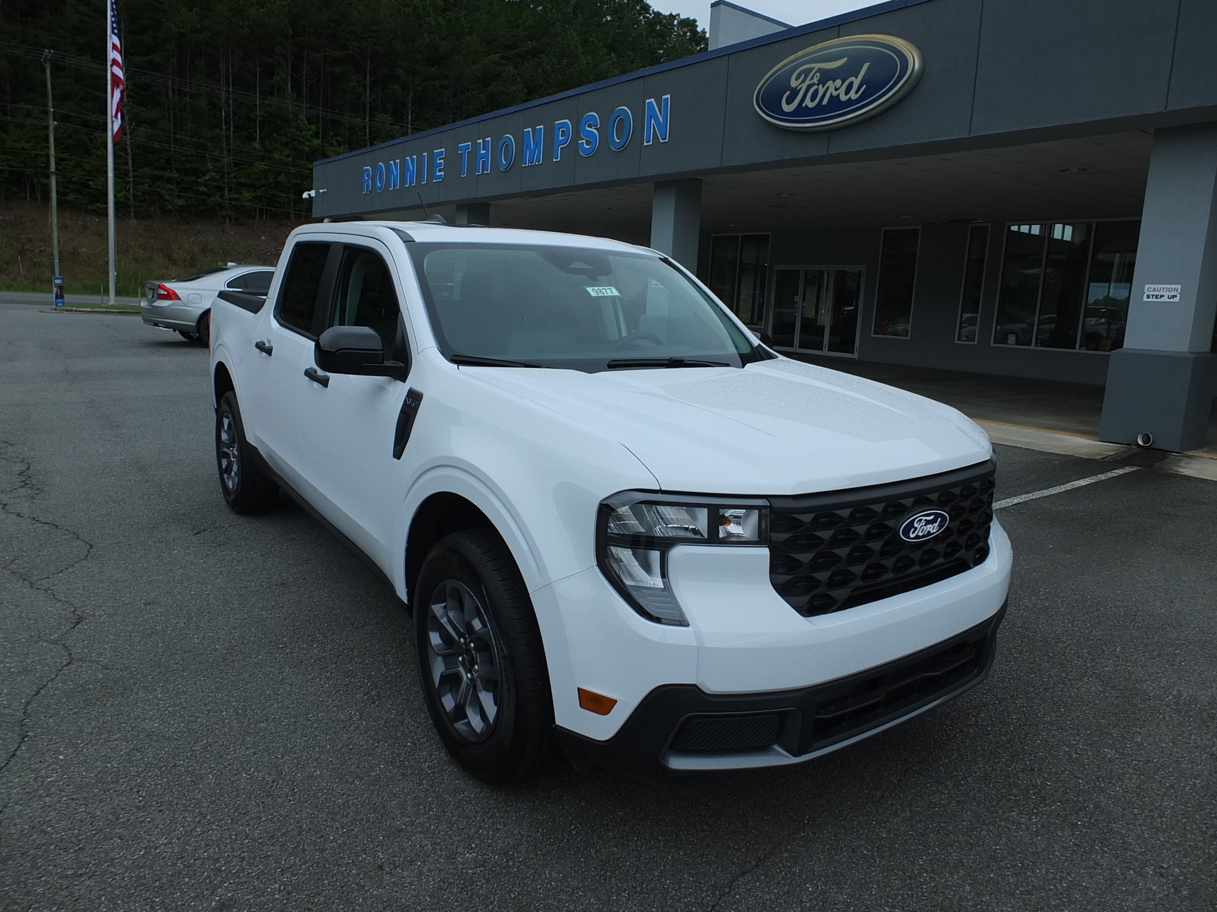 2025 Ford Maverick XLT's photo