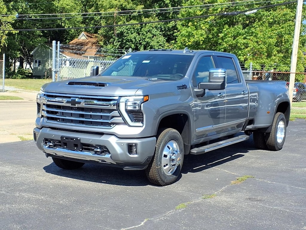 New 2026 Chevrolet Silverado 3500 HD High Country DRW Truck