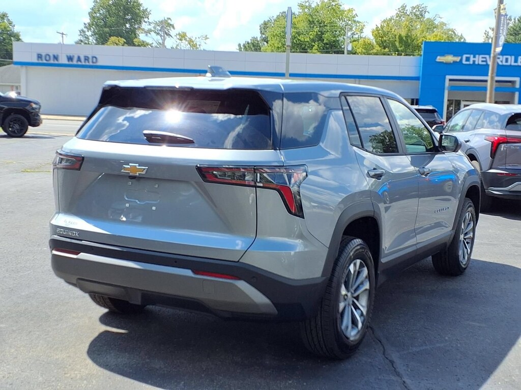New 2027 Chevrolet Equinox LT SUV