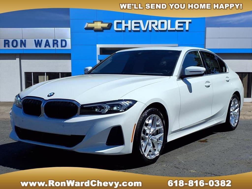 2025 BMW 3 Series 330i Sedan's photo
