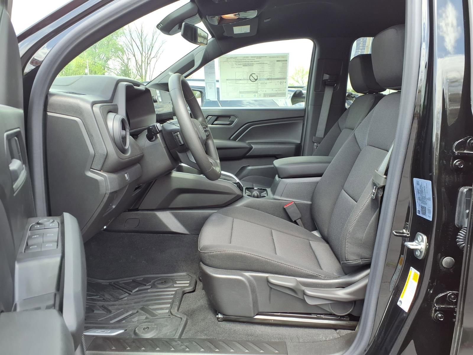 2026 Chevrolet Colorado Trail Boss - Photo 11