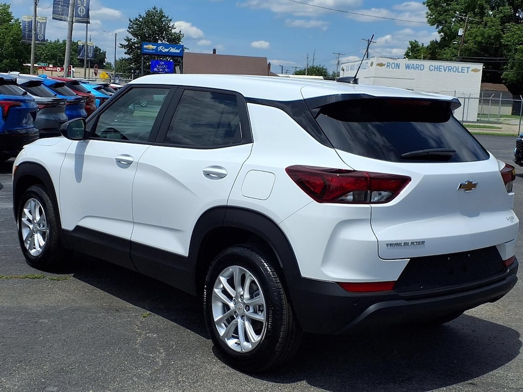 New 2026 Chevrolet Trailblazer LS SUV