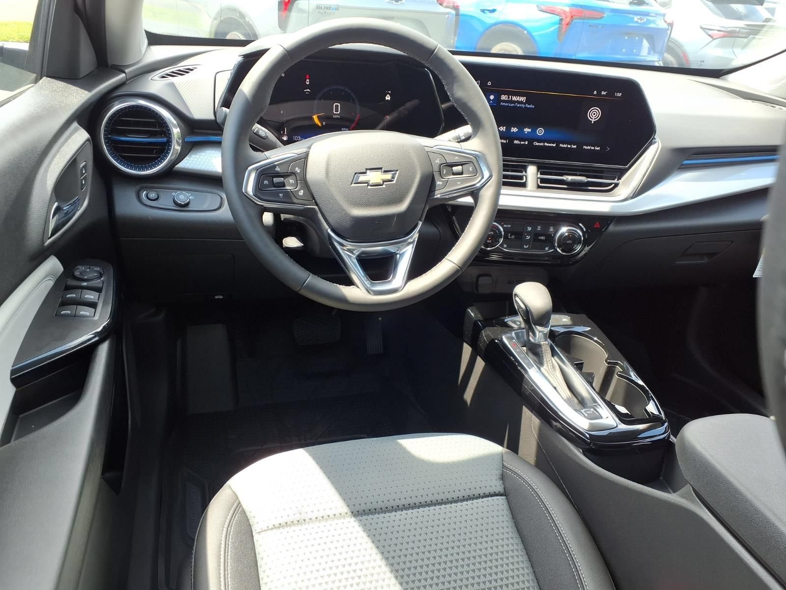 2026 Chevrolet Trax LT - Photo 6