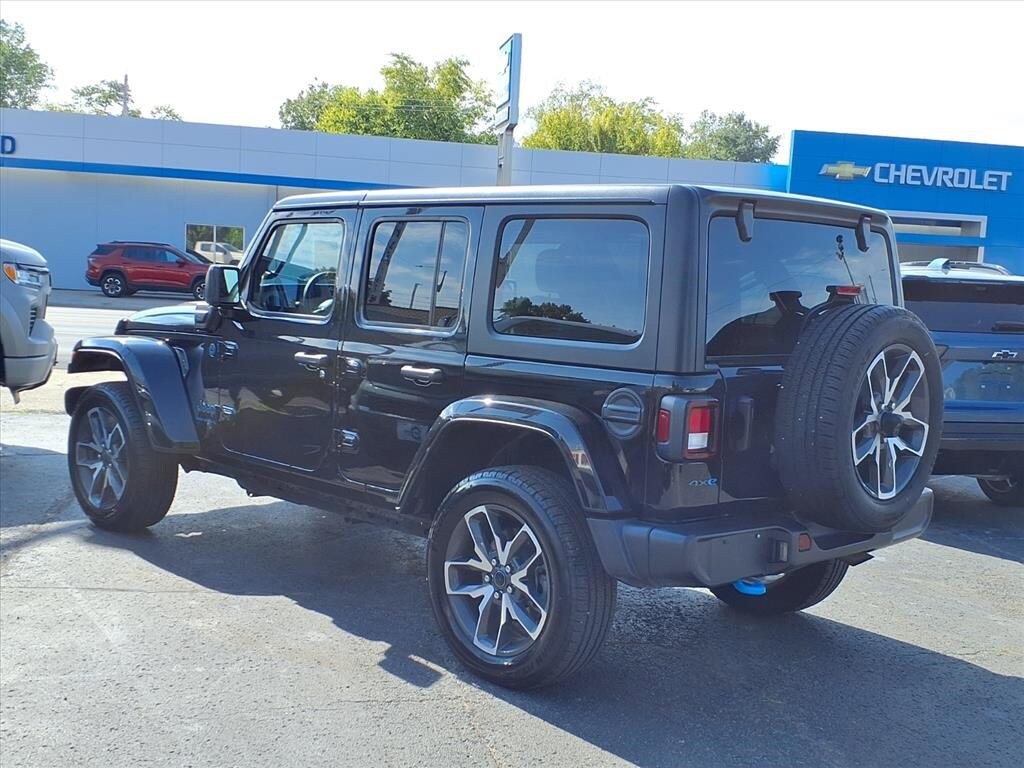 2024 Jeep Wrangler 4xe Sport S photo 2