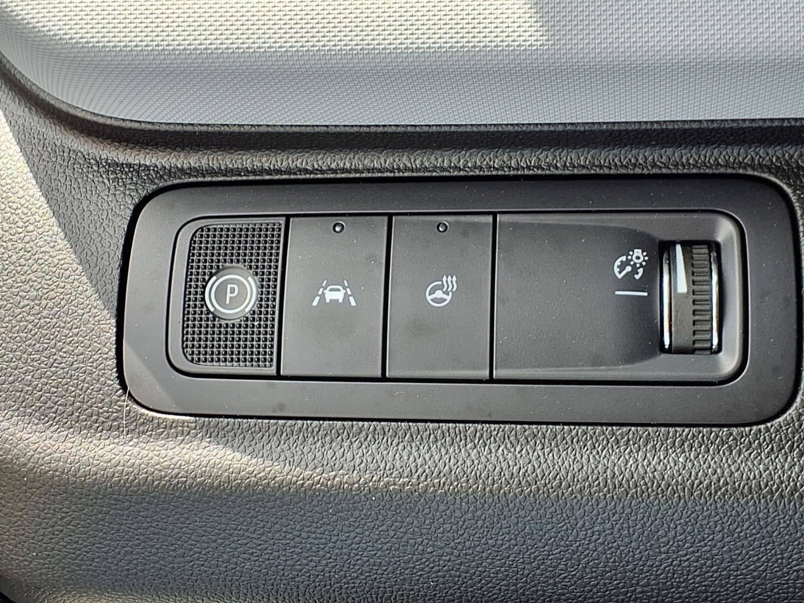 2027 Chevrolet Bolt LT - Photo 14