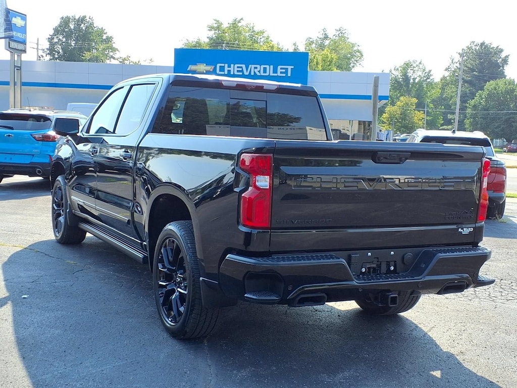 New 2026 Chevrolet Silverado 1500 High Country Truck