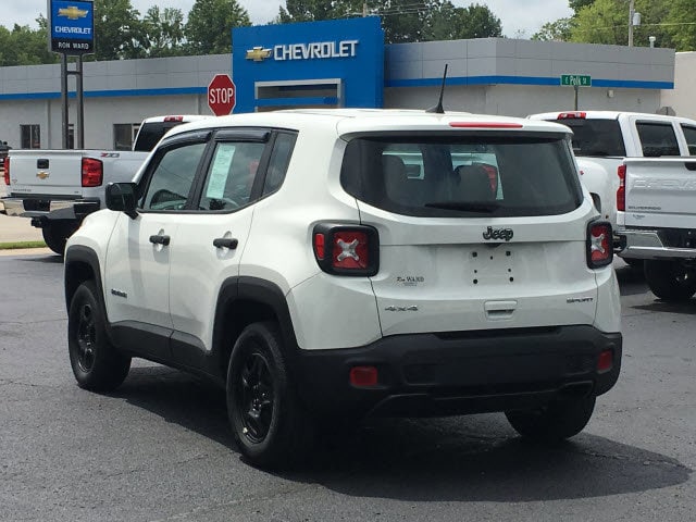 Used 2021 Jeep Renegade Sport with VIN ZACNJDAB3MPM38454 for sale in Herrin, IL