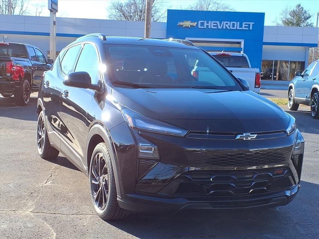 2027 Chevrolet Bolt RS - Photo 6