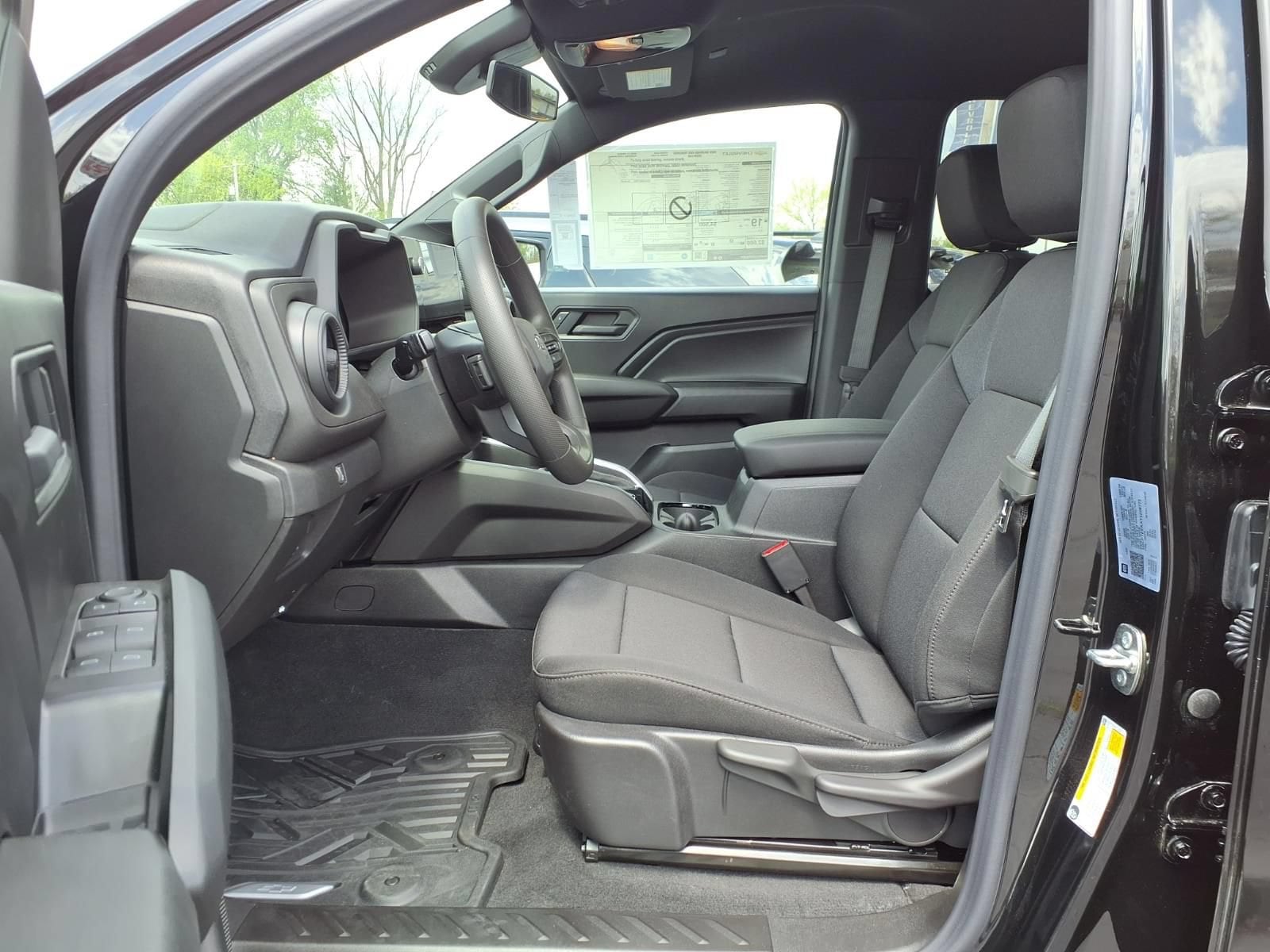2026 Chevrolet Colorado Trail Boss - Photo 11