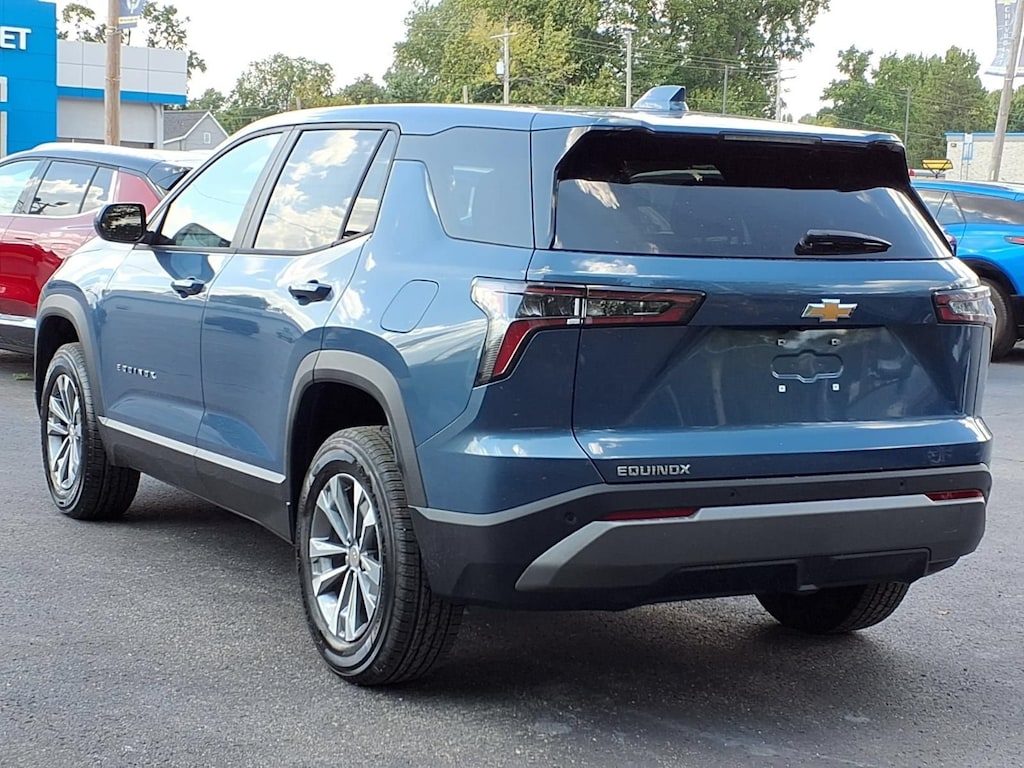 New 2027 Chevrolet Equinox LT SUV