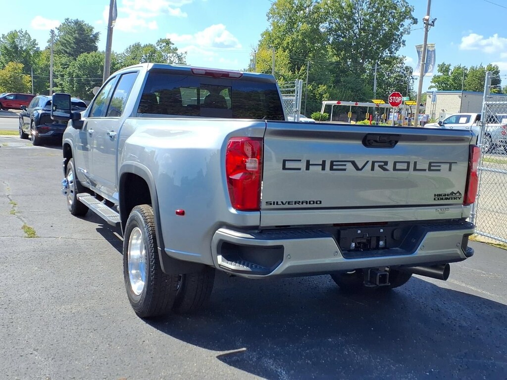 New 2026 Chevrolet Silverado 3500 HD High Country DRW Truck