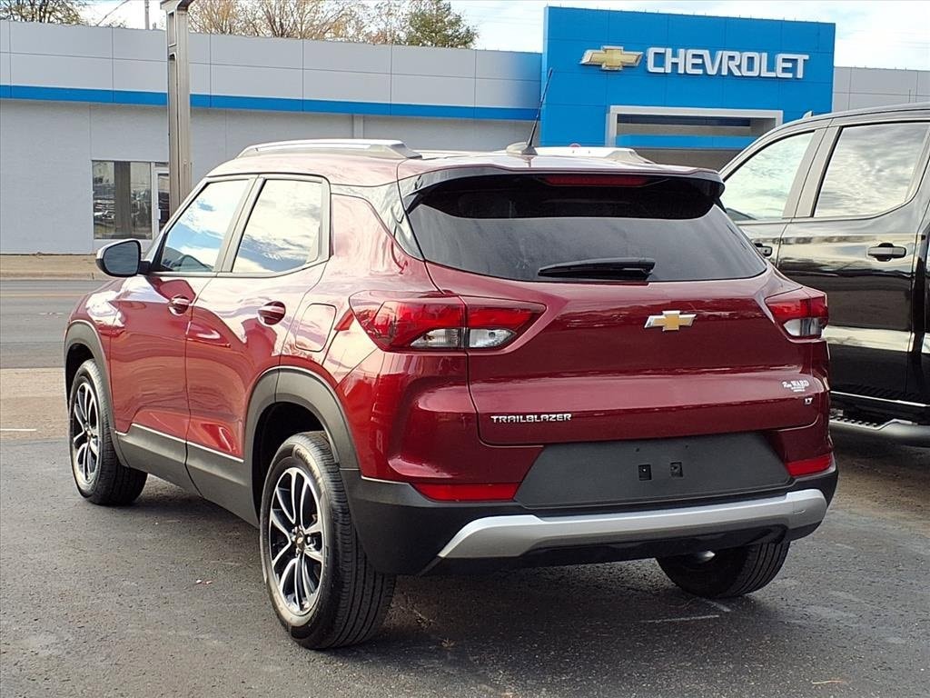 Used 2025 Chevrolet Trailblazer LT SUV