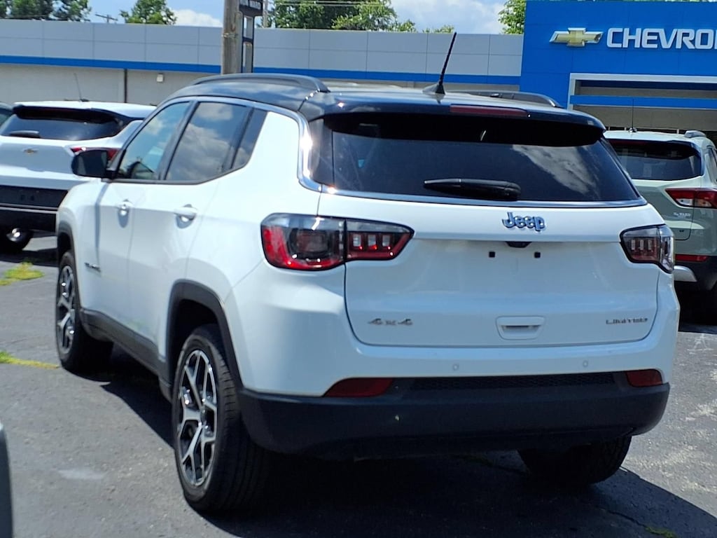 Used 2025 Jeep Compass Limited 4x4 SUV