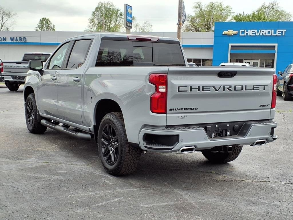 2025 Chevrolet Silverado 1500 RST photo 2