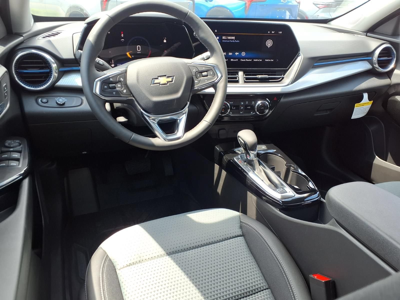 2026 Chevrolet Trax LT - Photo 7