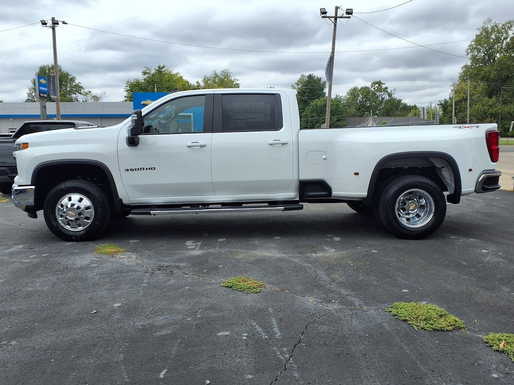 New 2026 Chevrolet Silverado 3500 HD LT DRW Truck