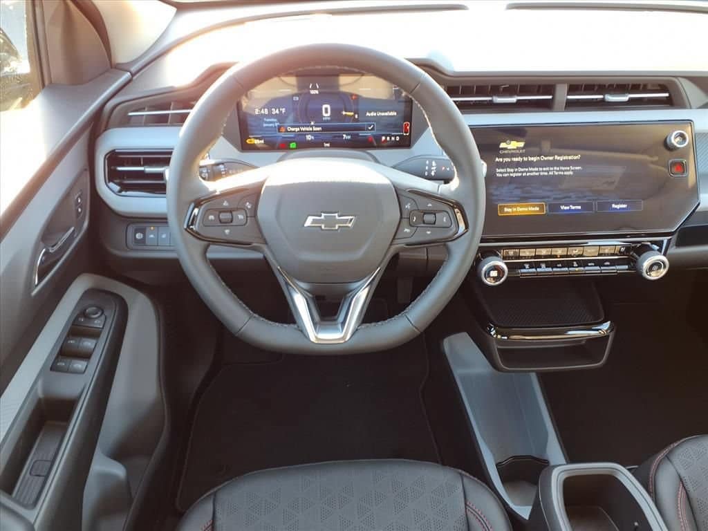 2027 Chevrolet Bolt RS - Photo 7