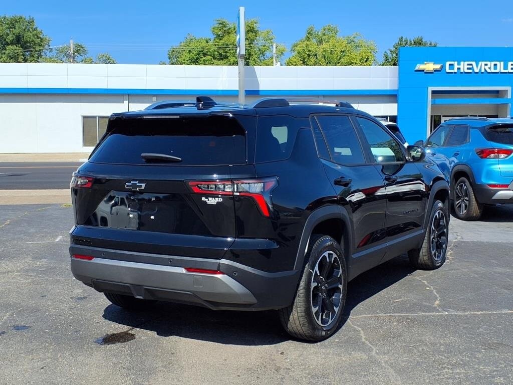 2026 Chevrolet Equinox LT photo 2