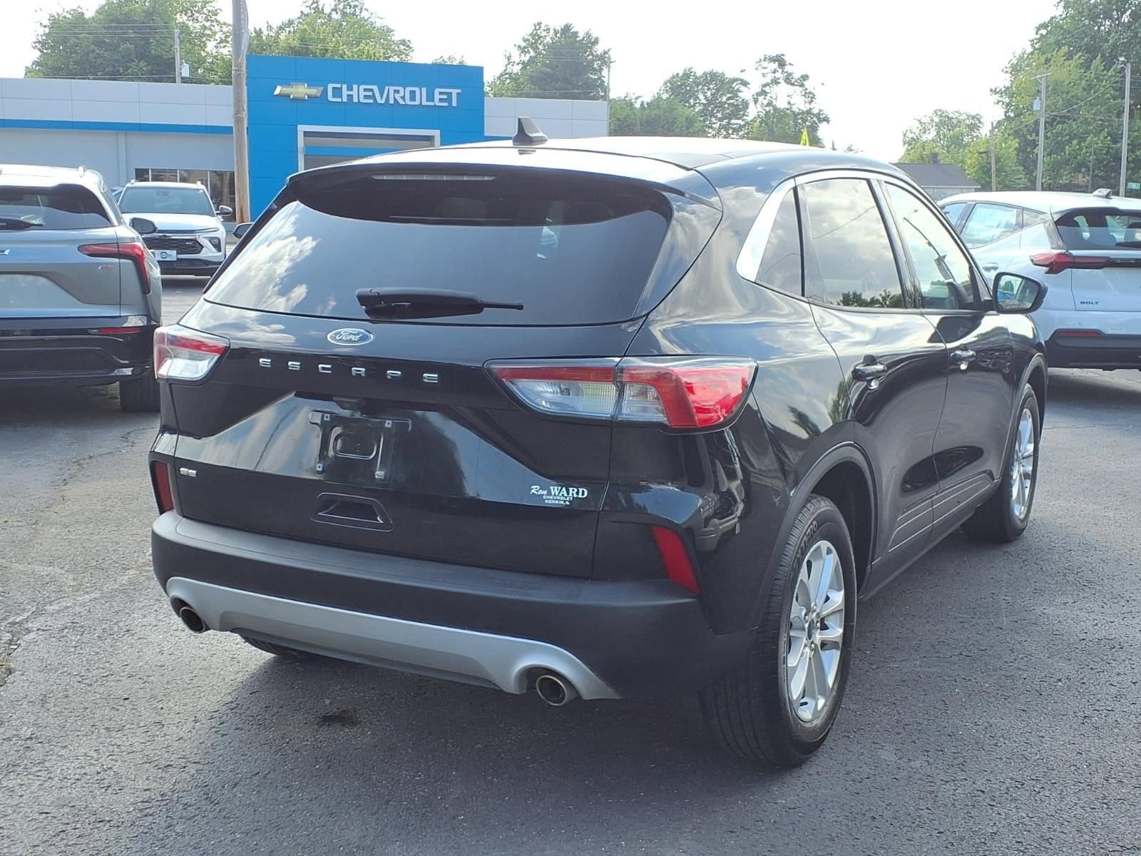 Used 2022 Ford Escape SE with VIN 1FMCU0G66NUB03110 for sale in Herrin, IL