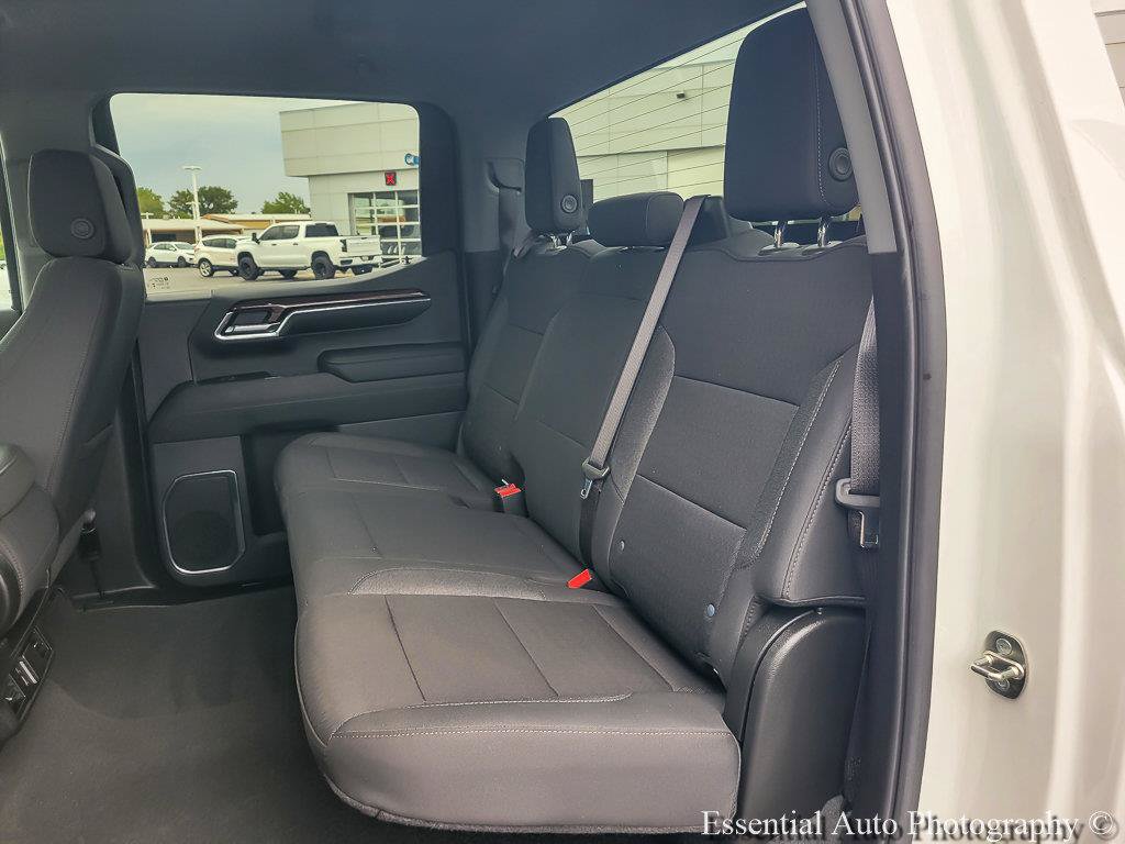 2024 Chevrolet Silverado 1500 LT - Photo 11