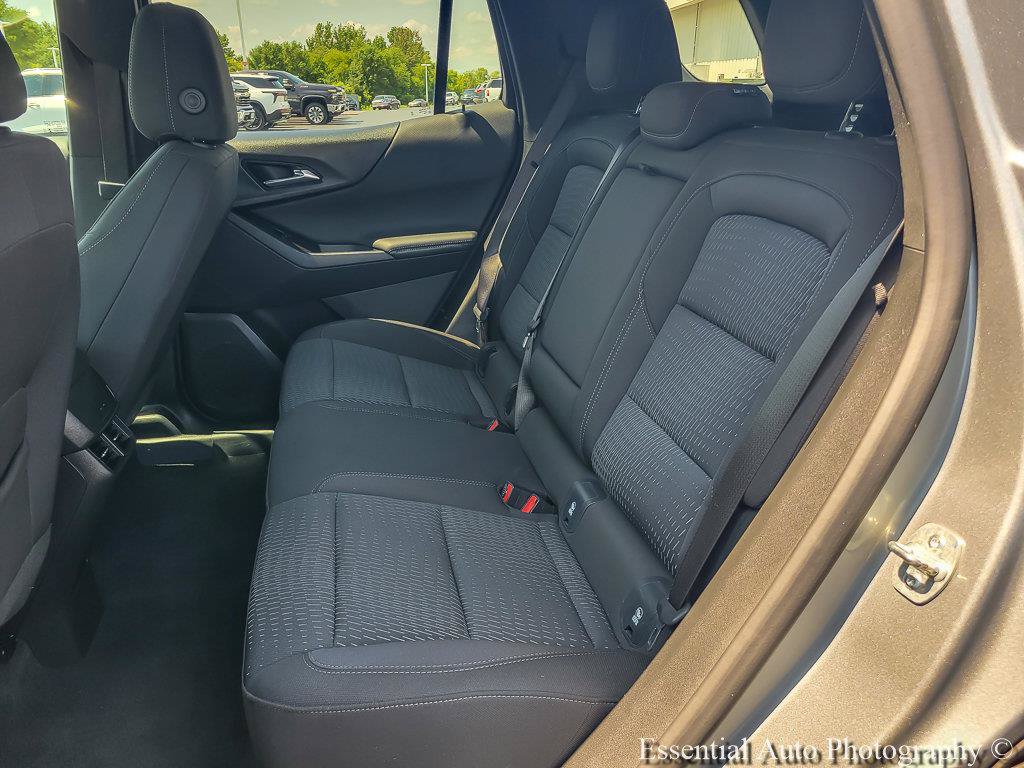 2025 Chevrolet Equinox LT - Photo 11