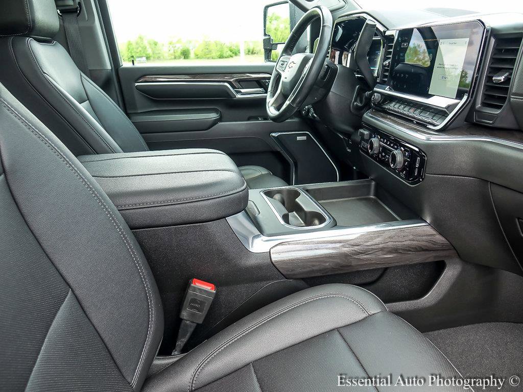 2024 Chevrolet Silverado 2500HD LTZ - Photo 41