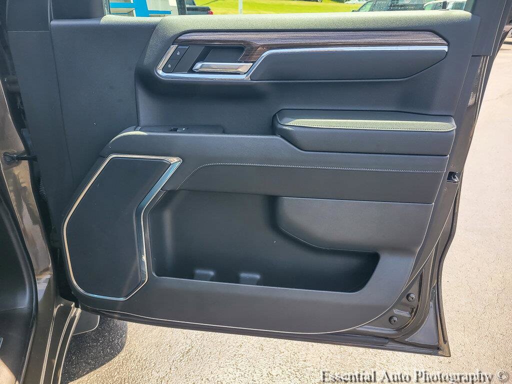 2023 Chevrolet Silverado 1500 LT - Photo 25