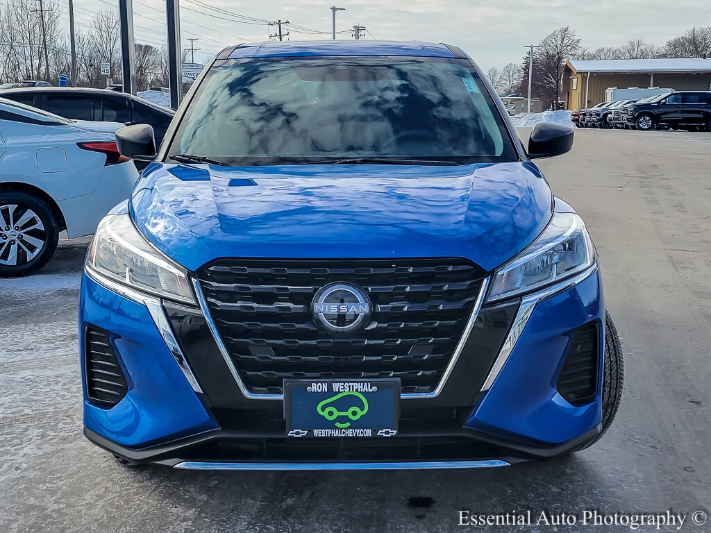 Used 2023 Nissan Kicks S