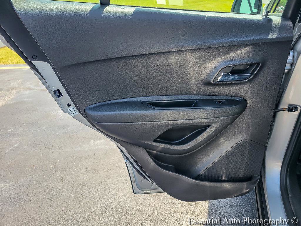 2018 Chevrolet Trax LS - Photo 21