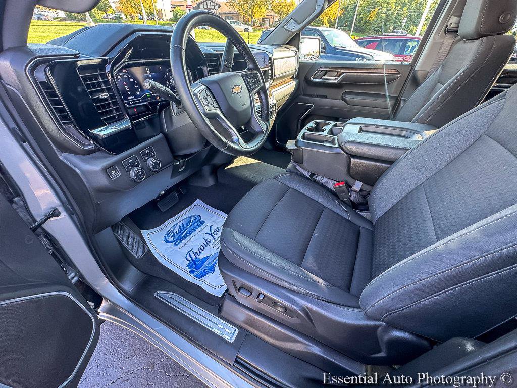 2024 Chevrolet Silverado 1500 LT - Photo 11