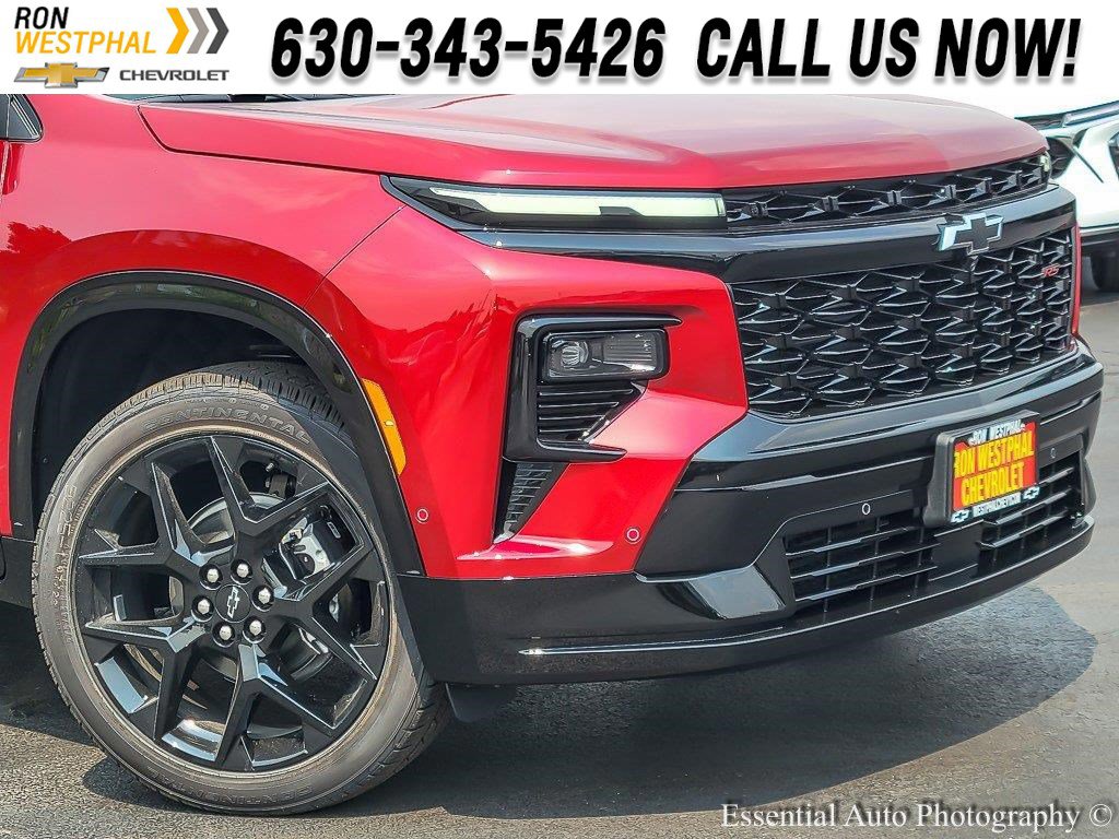 2026 Chevrolet Traverse RS photo 2
