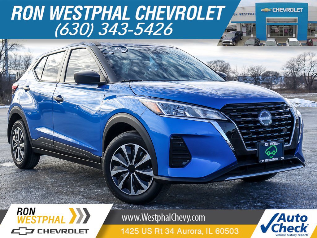 2023 Nissan Kicks S's photo