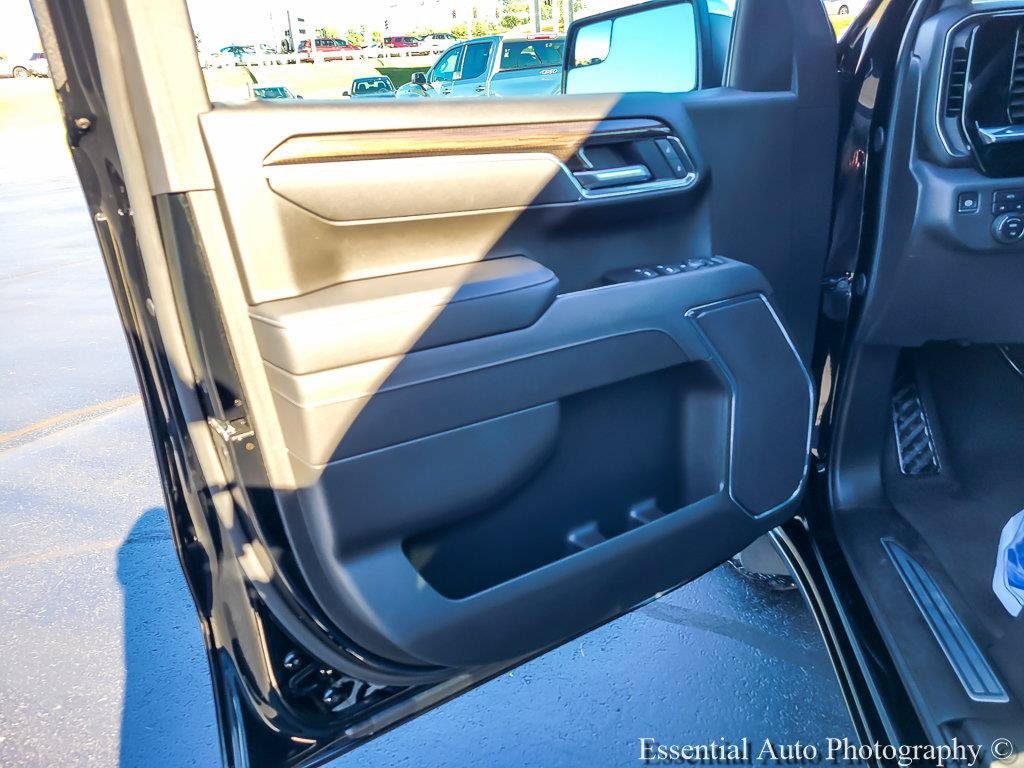 2025 Chevrolet Silverado 1500 LT - Photo 19