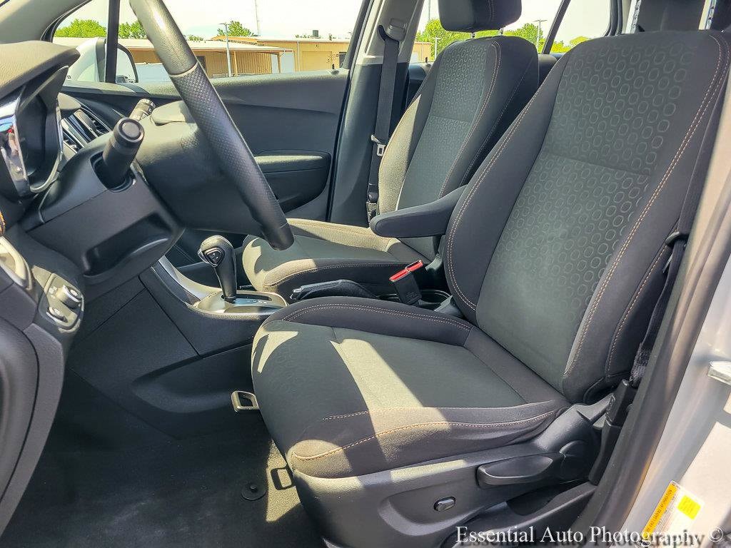 2018 Chevrolet Trax LS - Photo 10