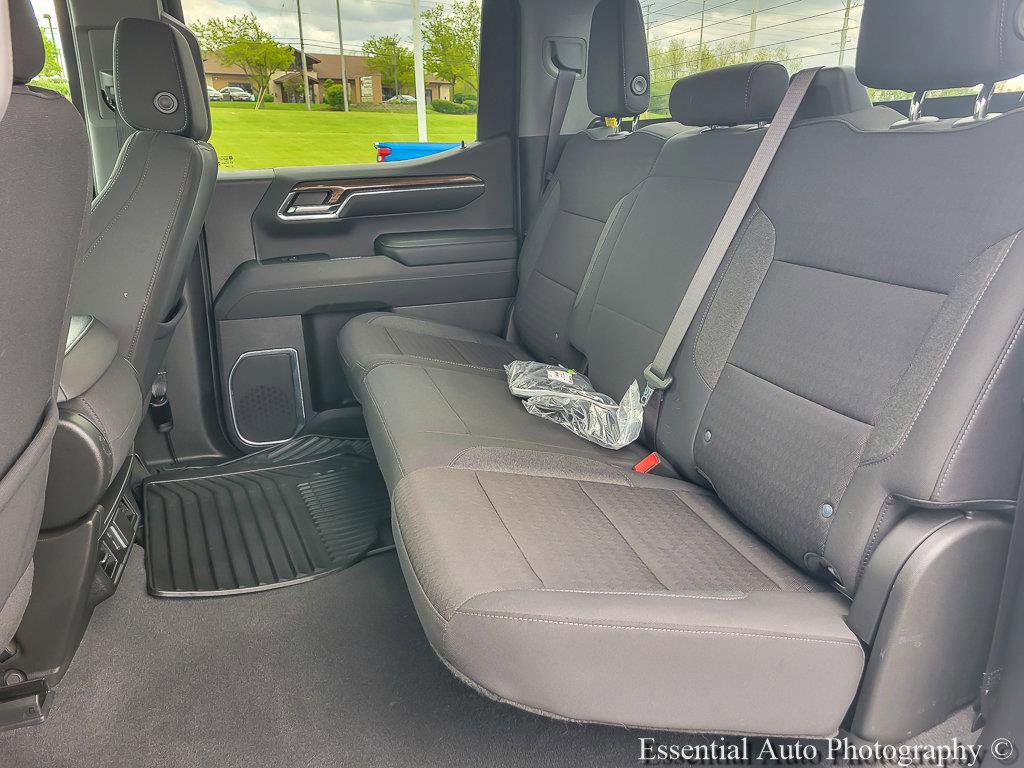 2024 Chevrolet Silverado 1500 LT - Photo 13